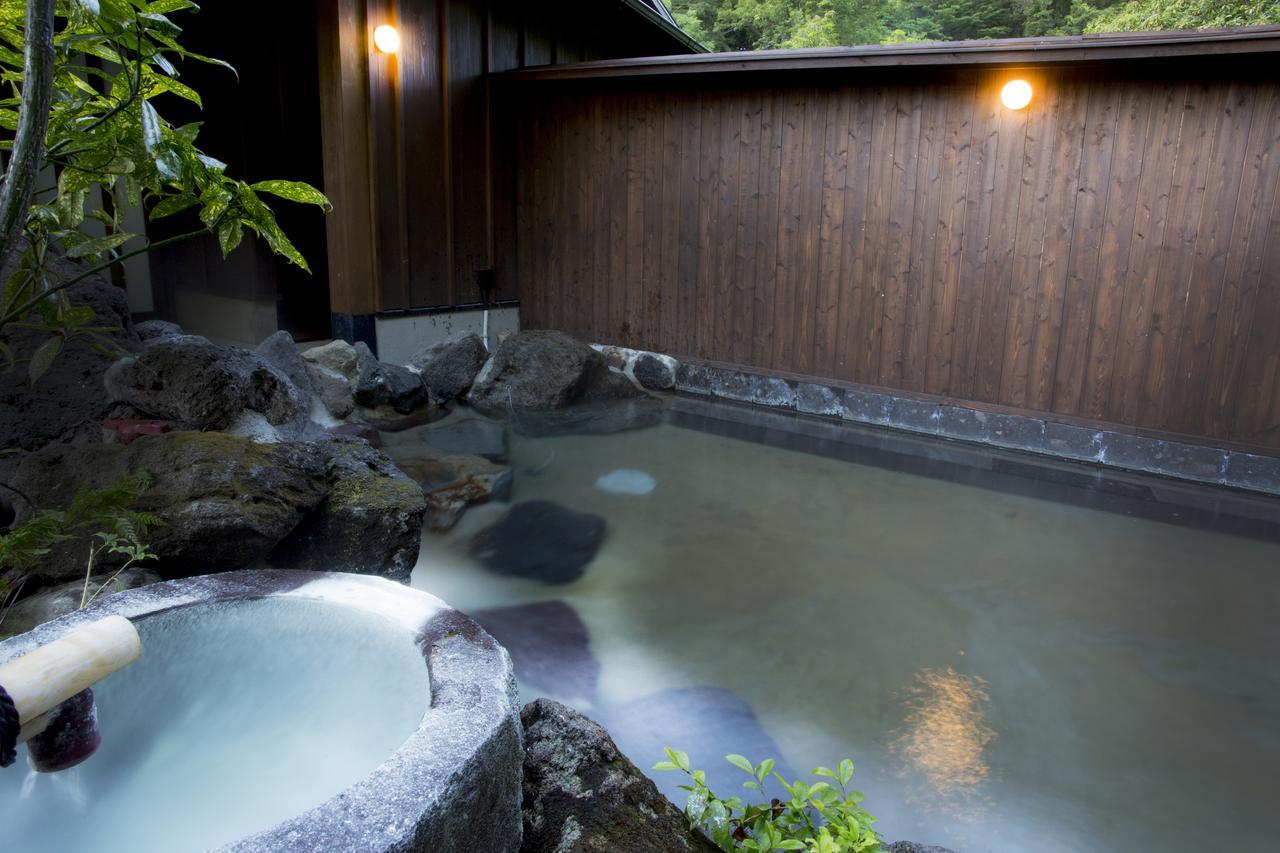Kurokawa Onsen Ryokan Ichinoi Minamioguni Luaran gambar